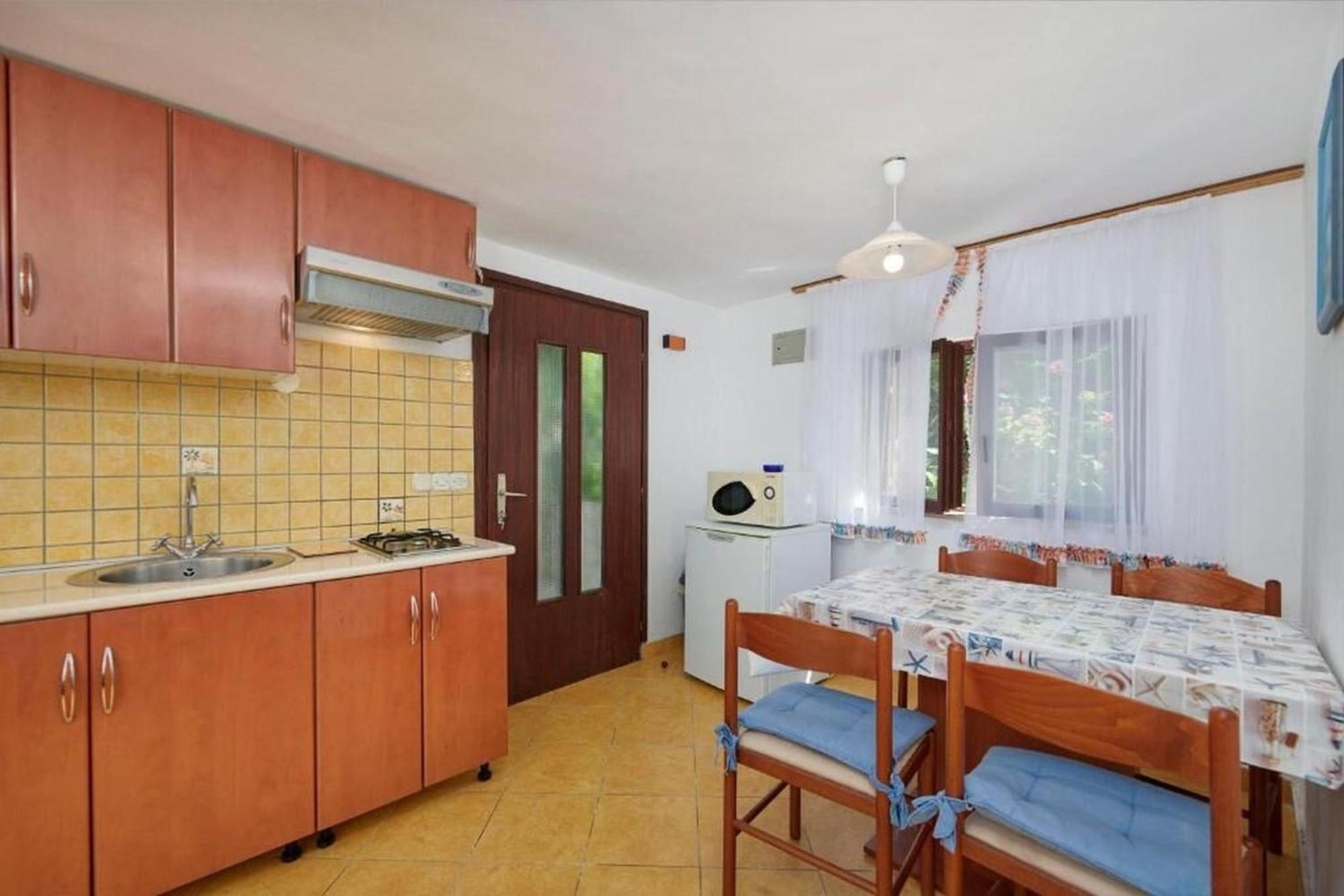 Apartments Davorka Баньоле Екстериор снимка