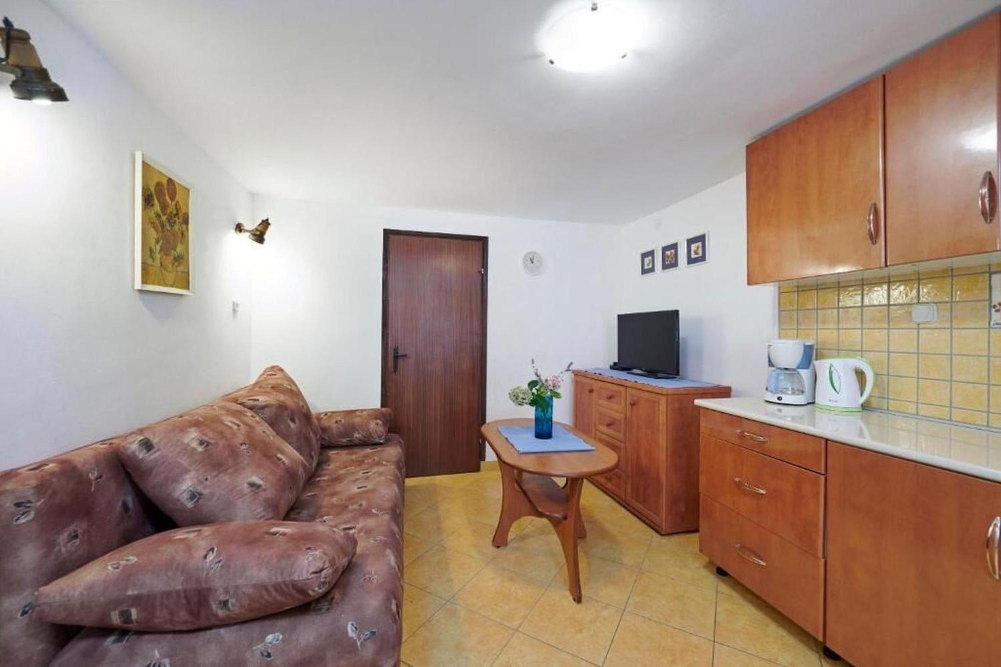 Apartments Davorka Баньоле Екстериор снимка